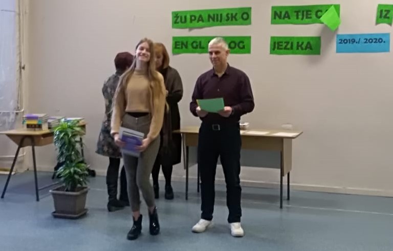 202035engLaura1